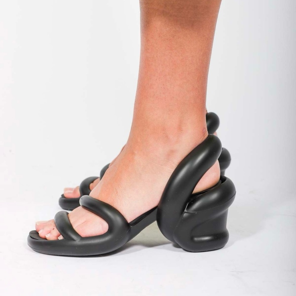 Camper Kobarah black high heeled sandals size 42